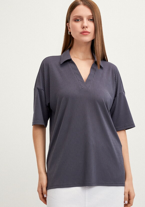 Поло с отложным воротником в рубчик шир.  580, рис. 12