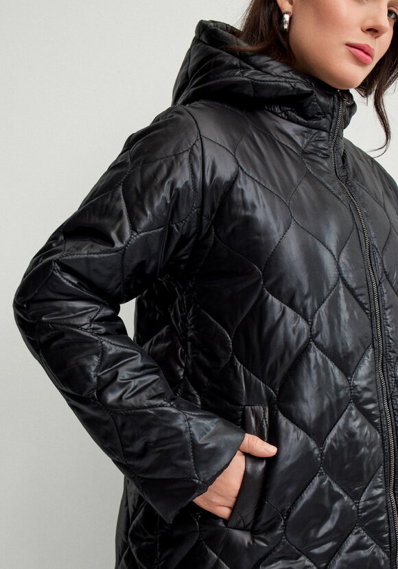 Куртка прямого кроя с капюшоном на молнии шир.  580, рис. 38