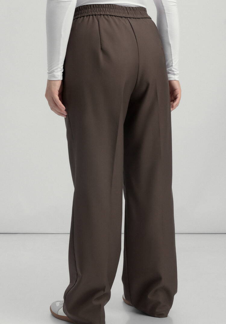 Брюки со стрелками и резинкой по поясу шир.  750, рис. 18