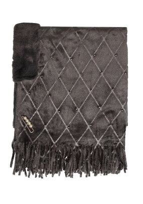 Накидка-палантин с жемчугом и булавкой