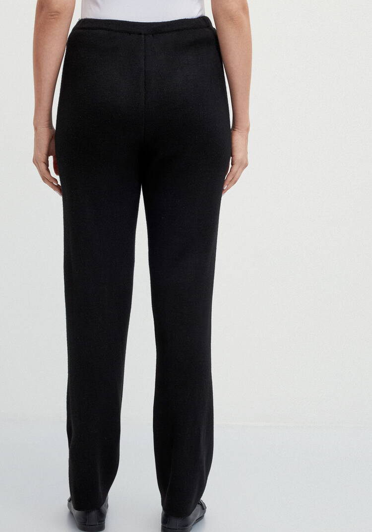 Брюки прямые зауженные книзу на резинке шир.  750, рис. 3