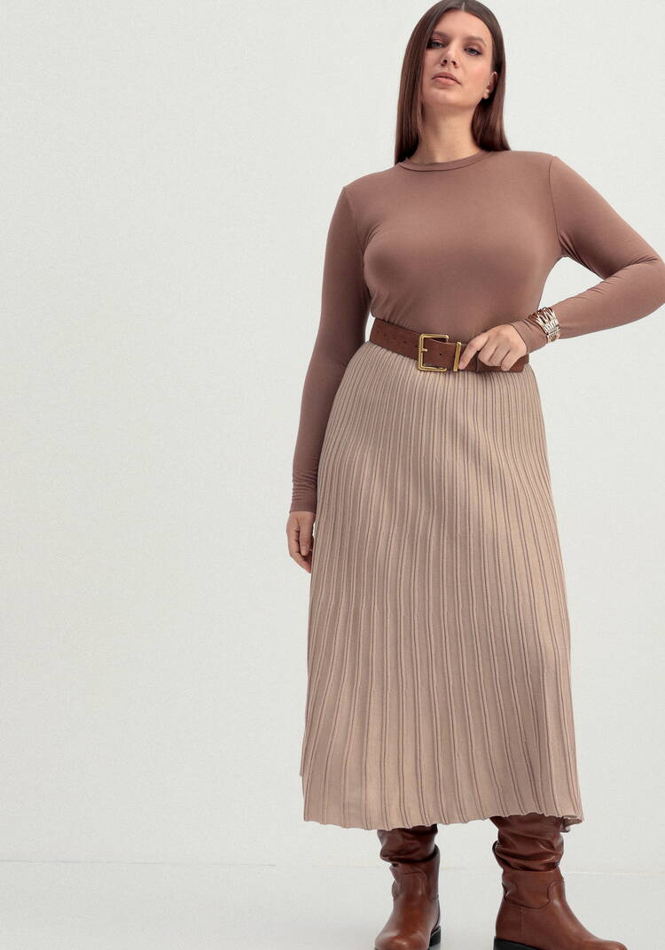 Юбка A-образного силуэта с имитацией плиссе шир.  750, рис. 14