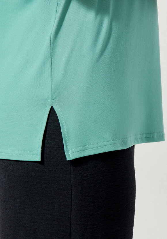 Блуза однотонная базовая без рукавов шир.  580, рис. 21