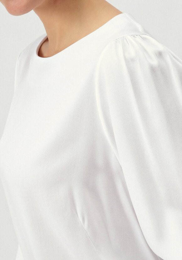 Блуза с цветочной вышивкой на манжетах шир.  580, рис. 12