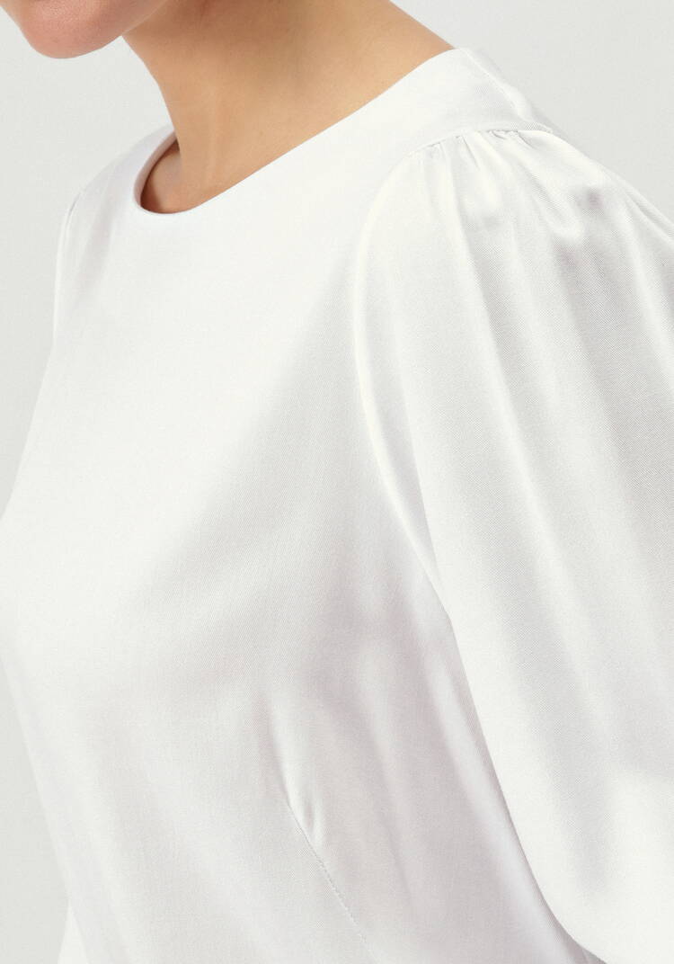 Блуза с цветочной вышивкой на манжетах шир.  750, рис. 12