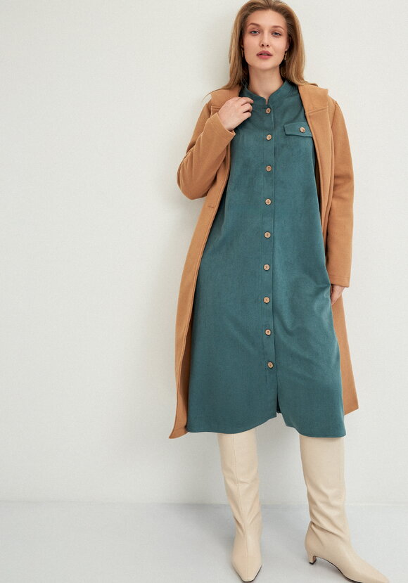 Платье-рубашка с плиссированной спинкой шир.  580, рис. 8