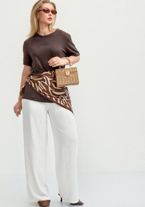 Брюки широкие с оригинальным принтом на ткани