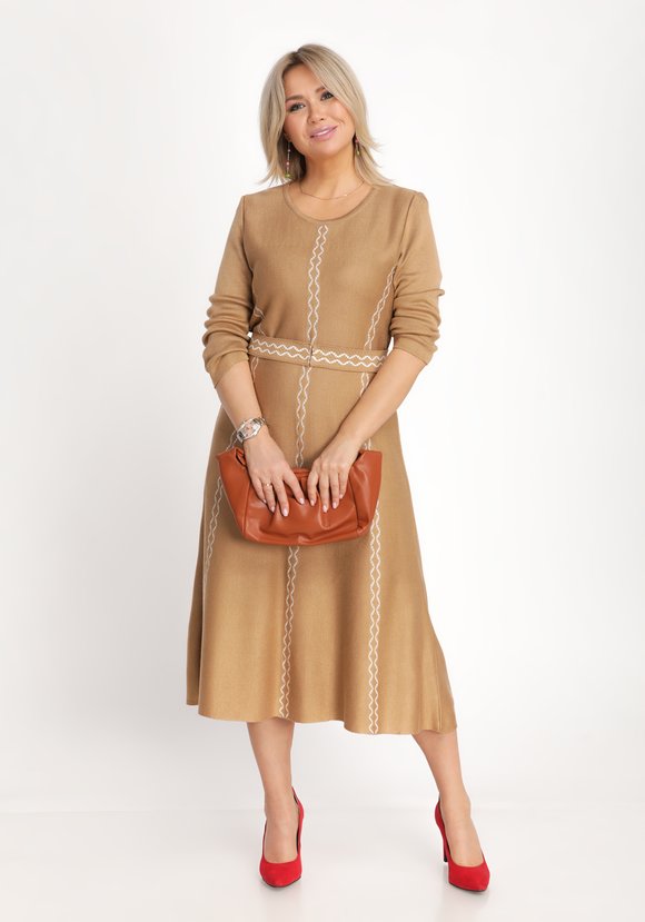 Платье А-силуэта с поясом в комплекте шир.  580, рис. 10