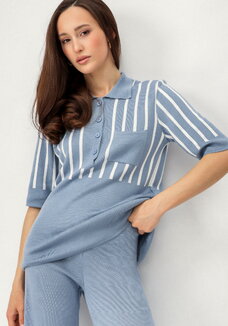 Джемпер-поло с вертикальной полосой