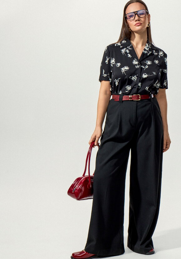 Блуза с отложным воротником в цветочек шир.  580, рис. 2