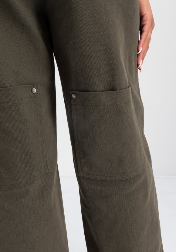 Брюки широкие с оригинальными карманами шир.  580, рис. 23