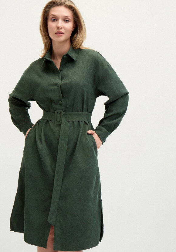 Платье-рубашка с отложным воротом шир.  580, рис. 1