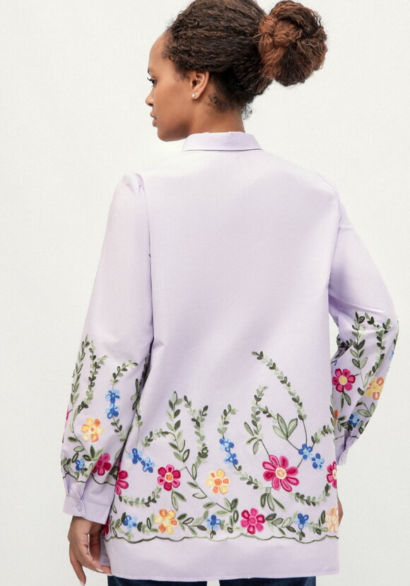 Рубашка с цветочной вышивкой шир.  580, рис. 19