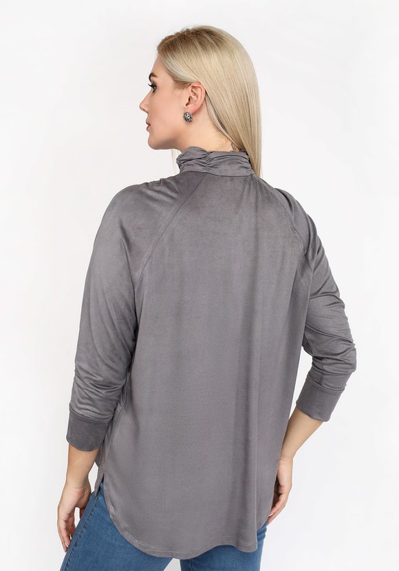 Блуза с драпировкой на рукавах шир.  580, рис. 10