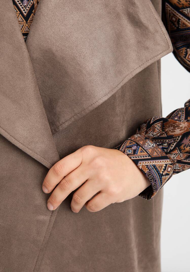 Жилет оверсайз с воротом апаш шир.  750, рис. 25