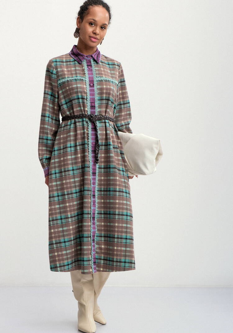Платье-рубашка в клетку на пуговицах шир.  750, рис. 19