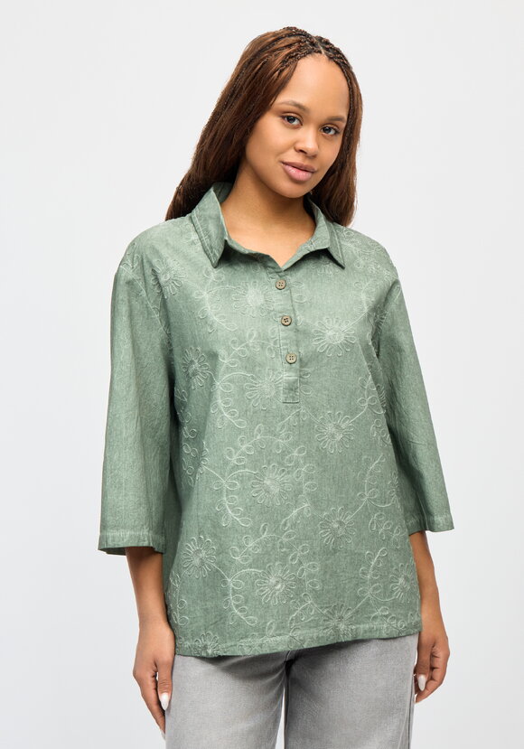 Рубашка с рукавом 3/4 и цветочным узором шир.  580, рис. 4