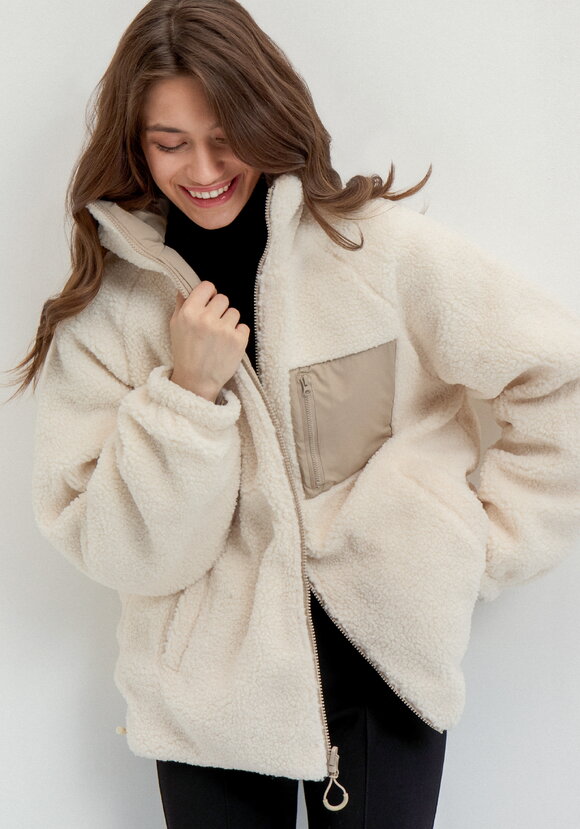 Двусторонняя куртка с высоким воротом шир.  580, рис. 8