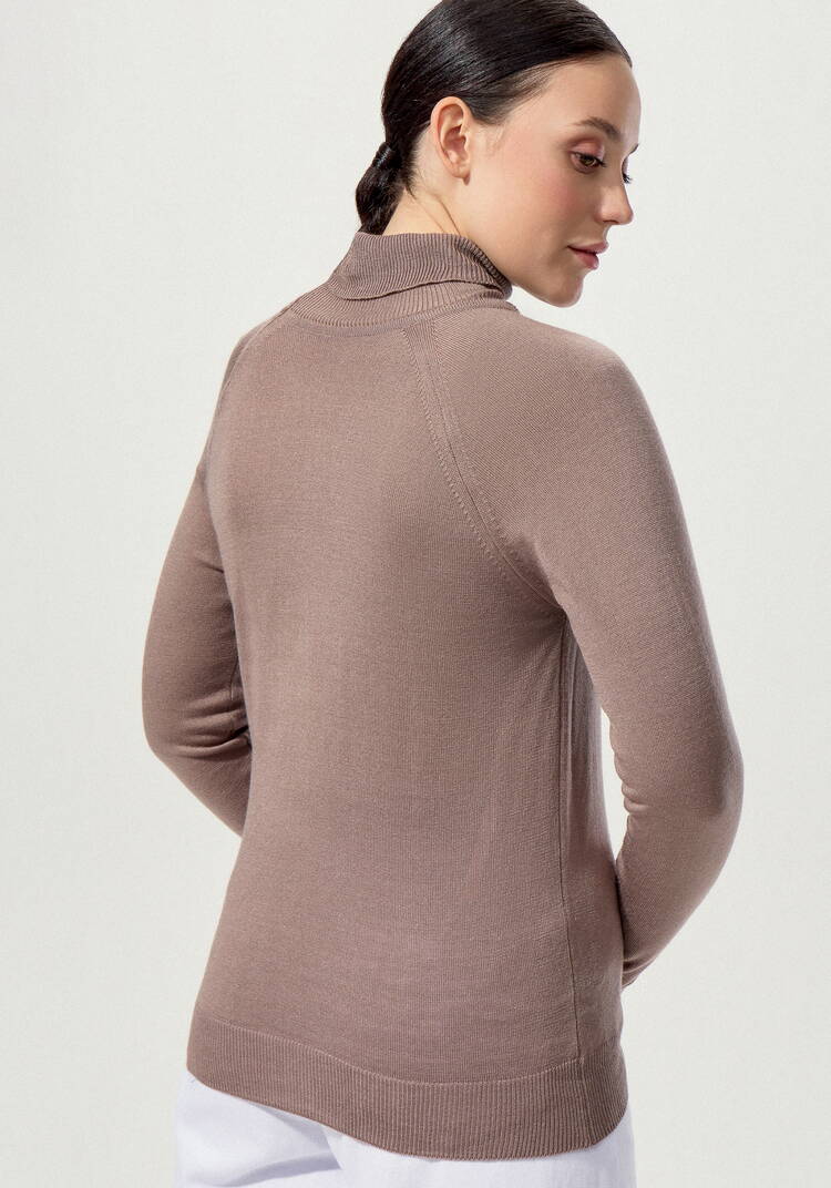 Джемпер с высоким воротником шир.  750, рис. 30