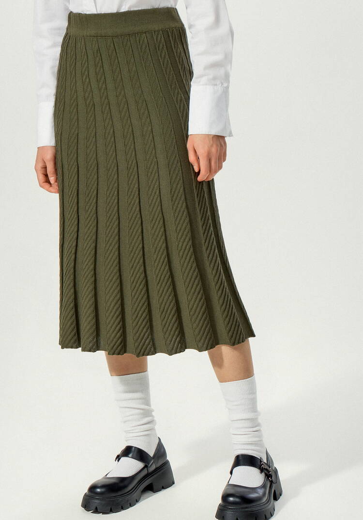 Юбка плиссе в вертикальную полоску шир.  750, рис. 8