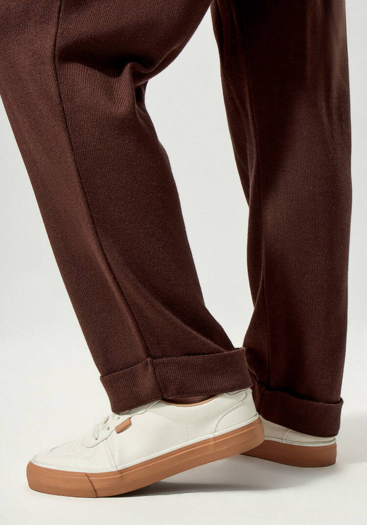 Брюки с манжетами и широкой резинкой шир.  750, рис. 17