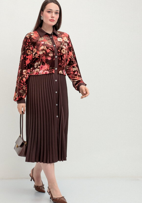 Платье с отрезной кокеткой и юбкой плиссе шир.  580, рис. 16