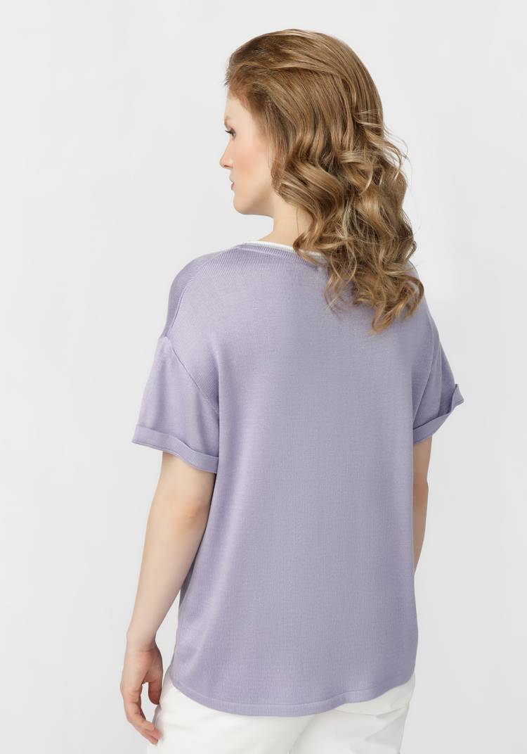 Футболка с отделкой по горловине шир.  750, рис. 21