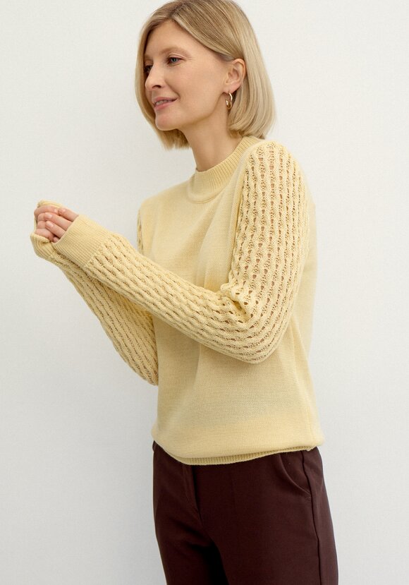Джемпер с ажурными рукавами объемной вязки шир.  580, рис. 21