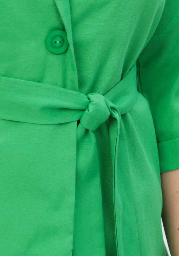 Пиджак с поясом из льна и хлопка шир.  580, рис. 30