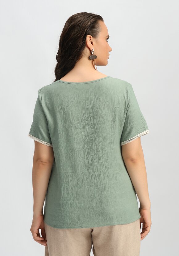 Футболка с кружевными вставками на рукавах шир.  580, рис. 3