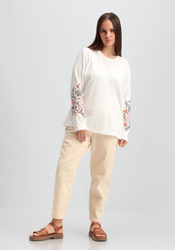 Лонгслив с вышивкой на рукавах шир.  580, рис. 8