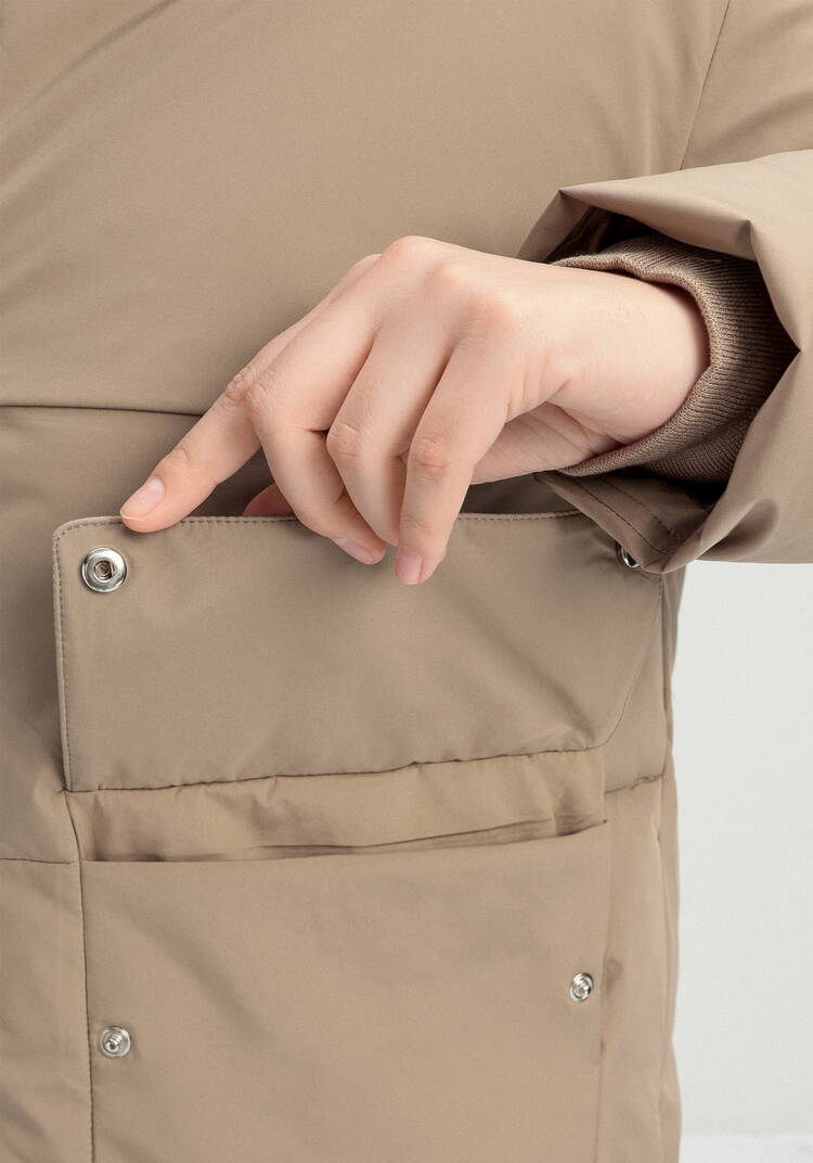 Пуховик стеганый с накладными карманами шир.  750, рис. 7