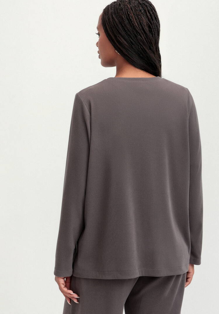 Блуза трикотажная из комбинированной ткани шир.  750, рис. 12