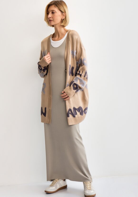 Кардиган с объемным леттерингом шир.  580, рис. 9