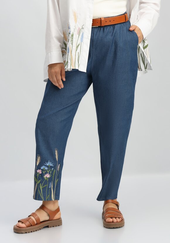 Брюки с вышивкой по низу шир.  580, рис. 10