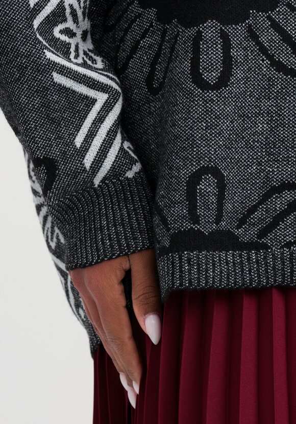 Джемпер Роза шир.  580, рис. 13