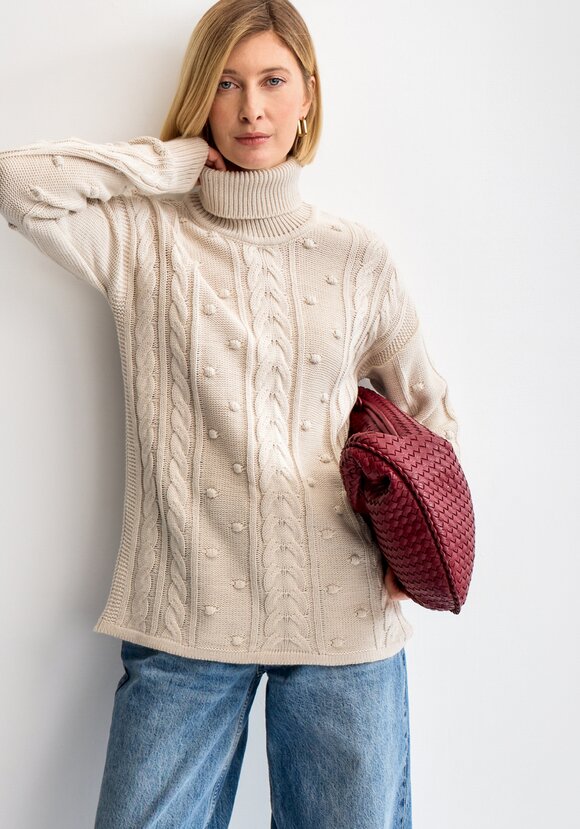 Джемпер с высокой горловиной и косами шир.  580, рис. 12