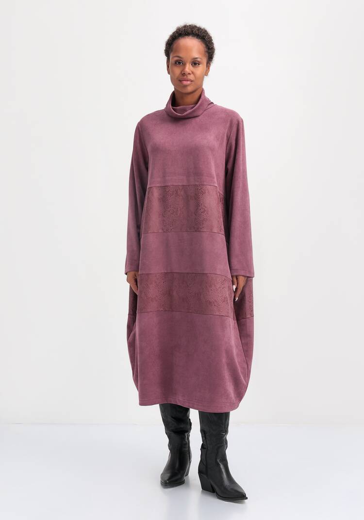 Платье с декоративными вставками шир.  750, рис. 12