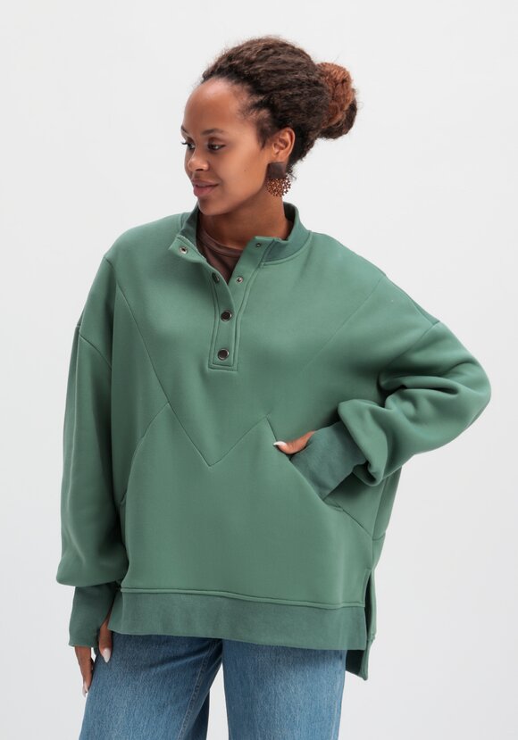 Толстовка с застёжкой на кнопках шир.  580, рис. 25