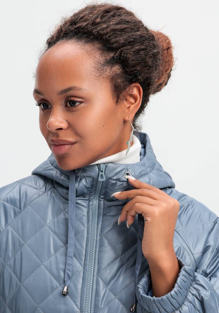 Куртка стёганая с капюшоном шир.  750, рис. 35