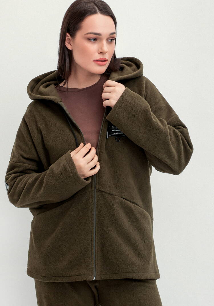 Толстовка из флиса с нашивкой на груди шир.  750, рис. 37