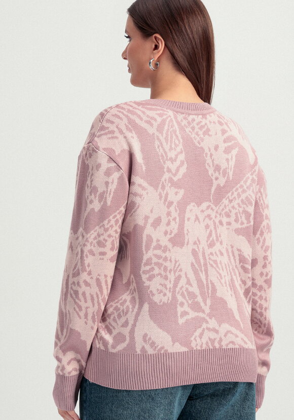 Джемпер с абстрактным цветочным принтом шир.  580, рис. 19