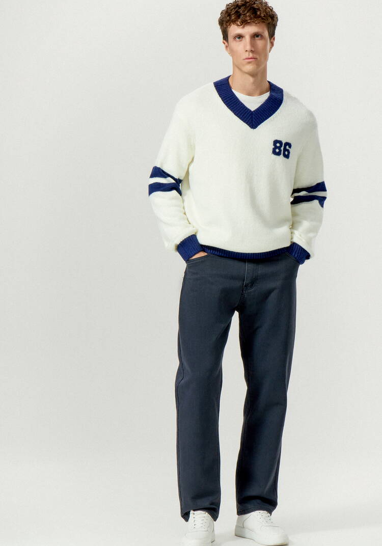 Брюки прямые из джинсовой ткани с карманами шир.  750, рис. 14