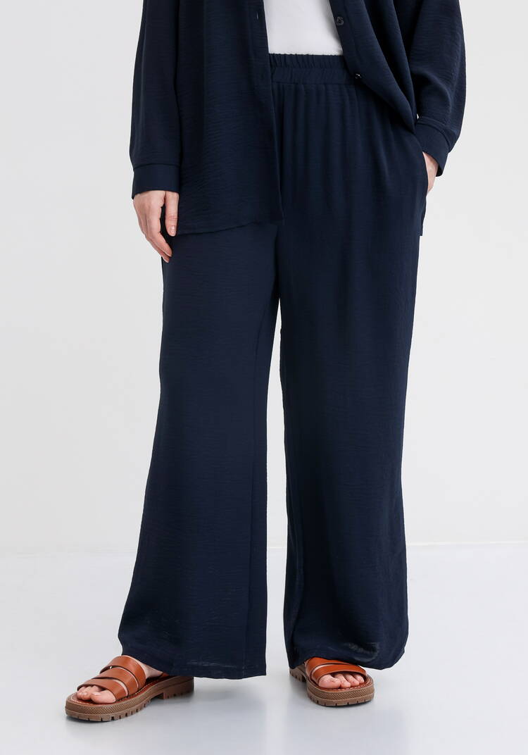 Костюм двойка с брюками шир.  750, рис. 4