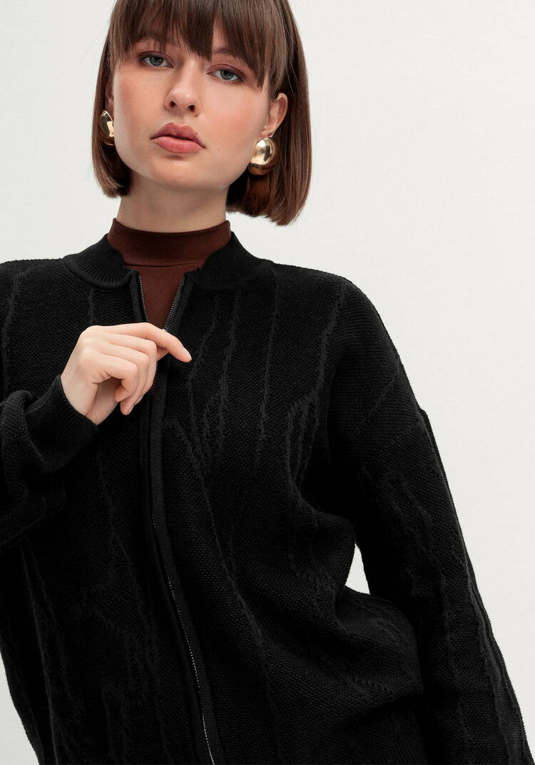 Бомбер с фактурным рисунком шир.  750, рис. 20