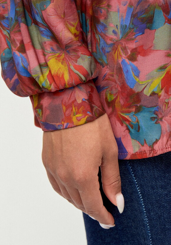 Блуза из ткани с акварельным принтом шир.  580, рис. 6