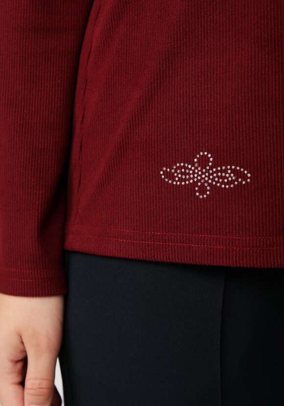 Водолазка прямого кроя шир.  580, рис. 32