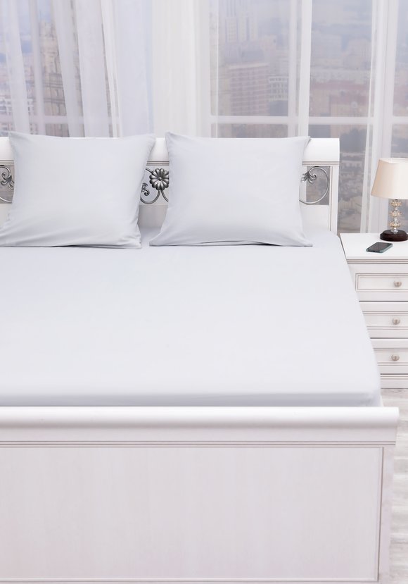 Простыня на резинке из поплина Облако снов шир.  580, рис. 1