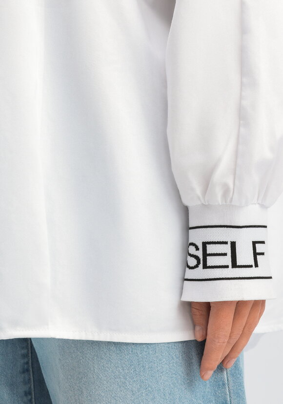 Рубашка с принтом на спине и рукавах шир.  580, рис. 15