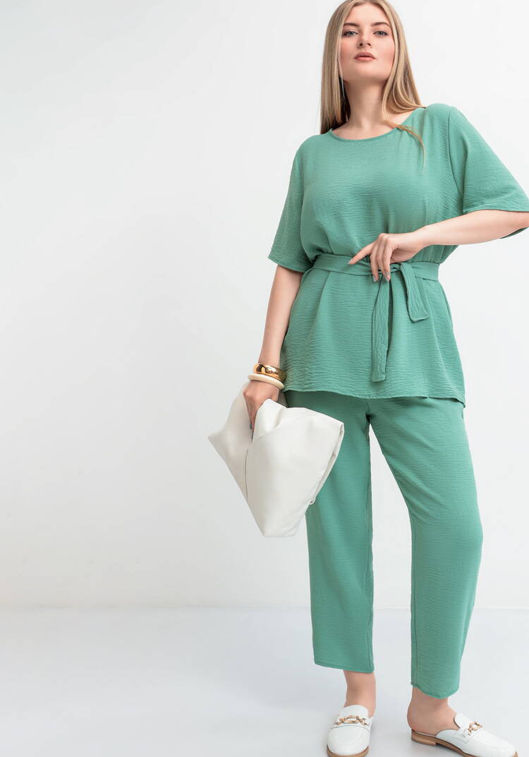 Костюм с брюками из легкой ткани шир.  750, рис. 9